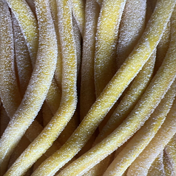 Réglisse américain acide sucré Banane +/- 60cm