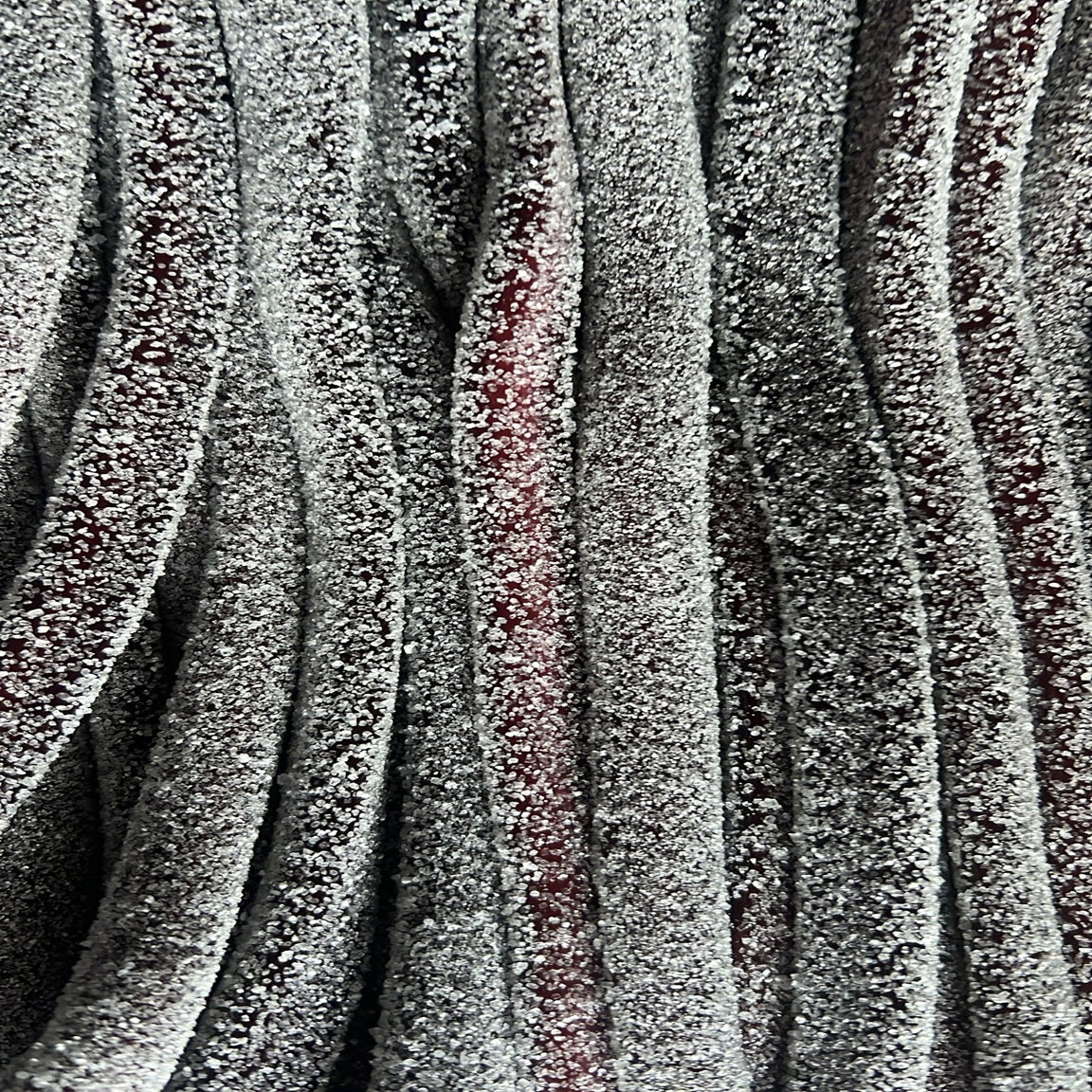 Réglisse américain acide sucré CERISE +/- 60cm
